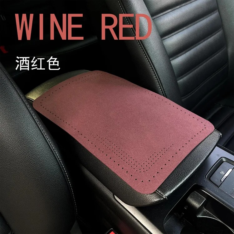 Luxury Fashion Accessory