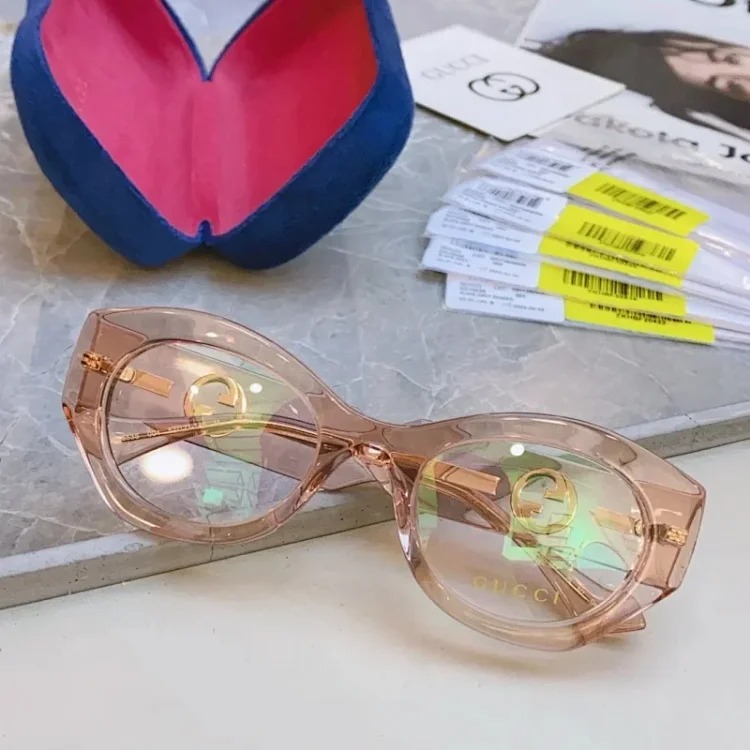 M Glasses