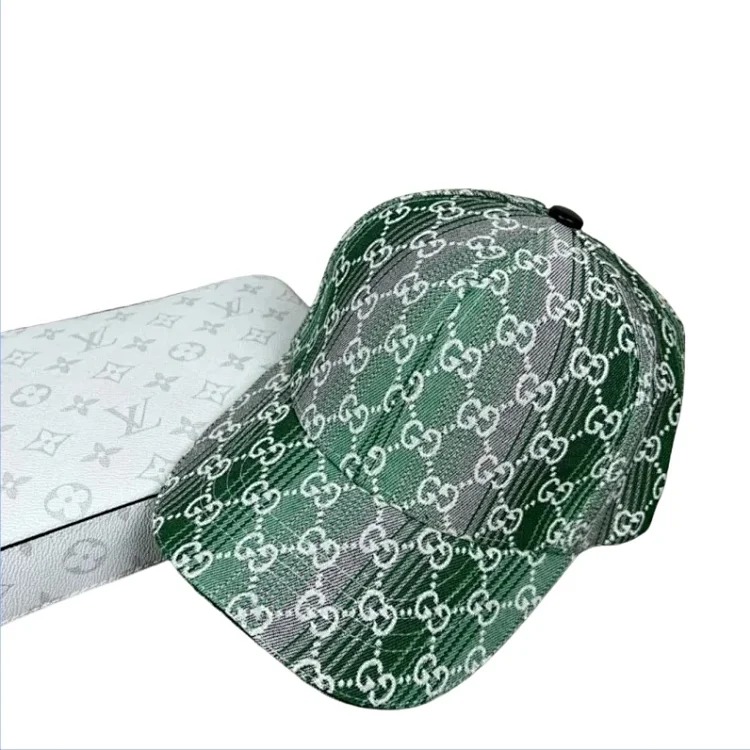 Fashionable baseball cap