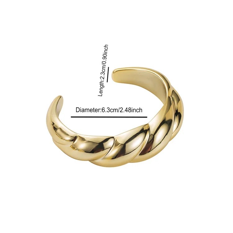 Versatile Vintage Gold Bracelet