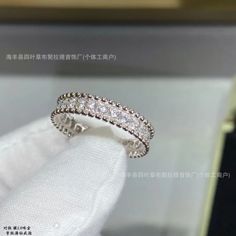 Fashion Ring