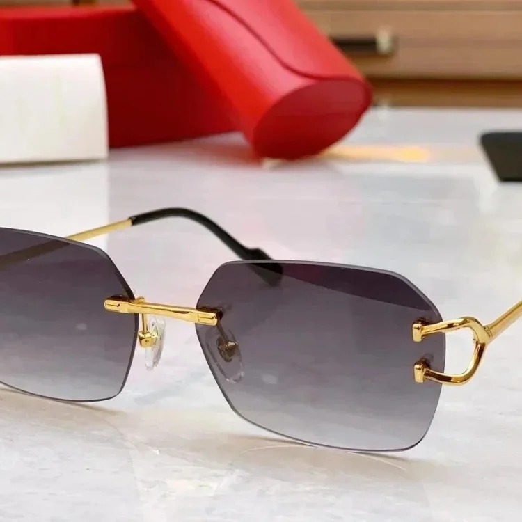 chat Fashionable and versatile anti-UV sunglasses
