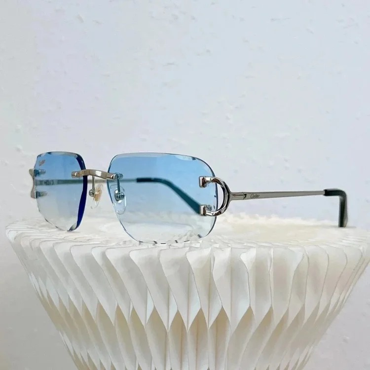 chat Fashionable and versatile anti-UV sunglasses