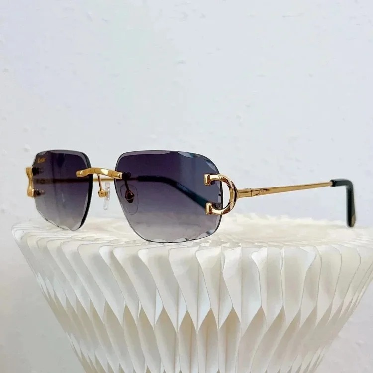 chat Fashionable and versatile anti-UV sunglasses