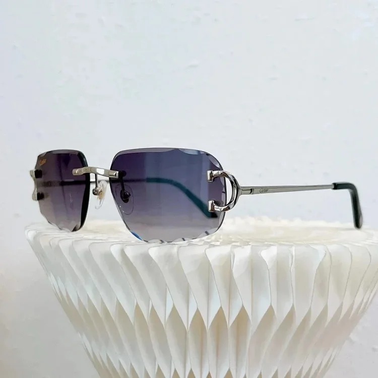 chat Fashionable and versatile anti-UV sunglasses