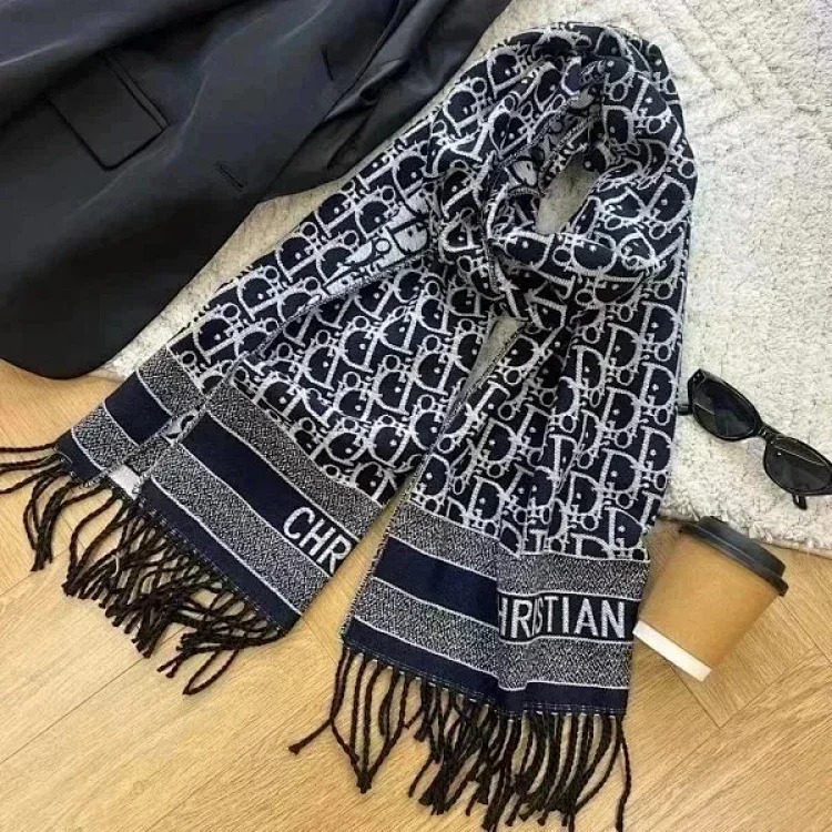 New fashion scarf (without gift box)