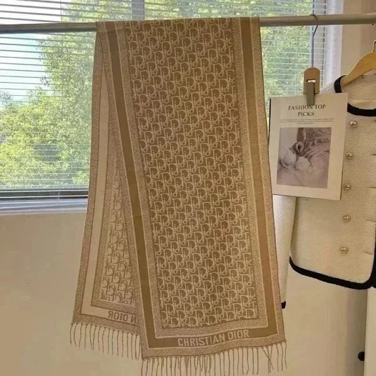 New fashion scarf (without gift box)