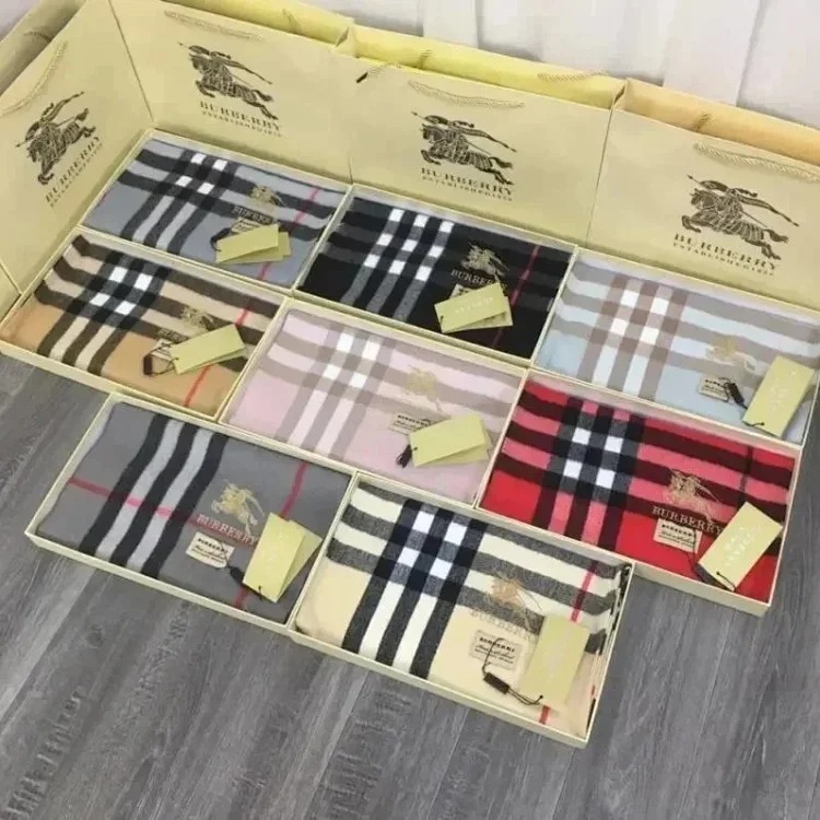New fashion scarf (without gift box)