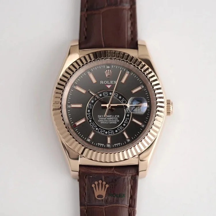 ￥560-790 Fashionable and versatile watch
