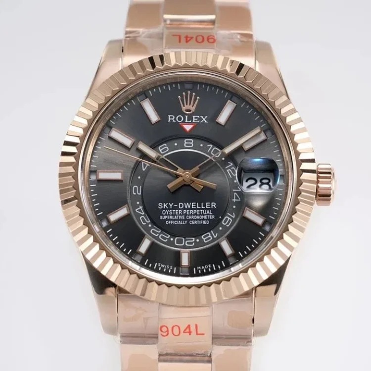 ￥560-790 Fashionable and versatile watch
