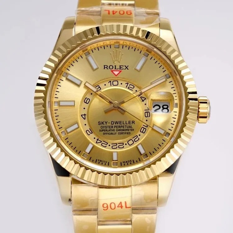 ￥560-790 Fashionable and versatile watch
