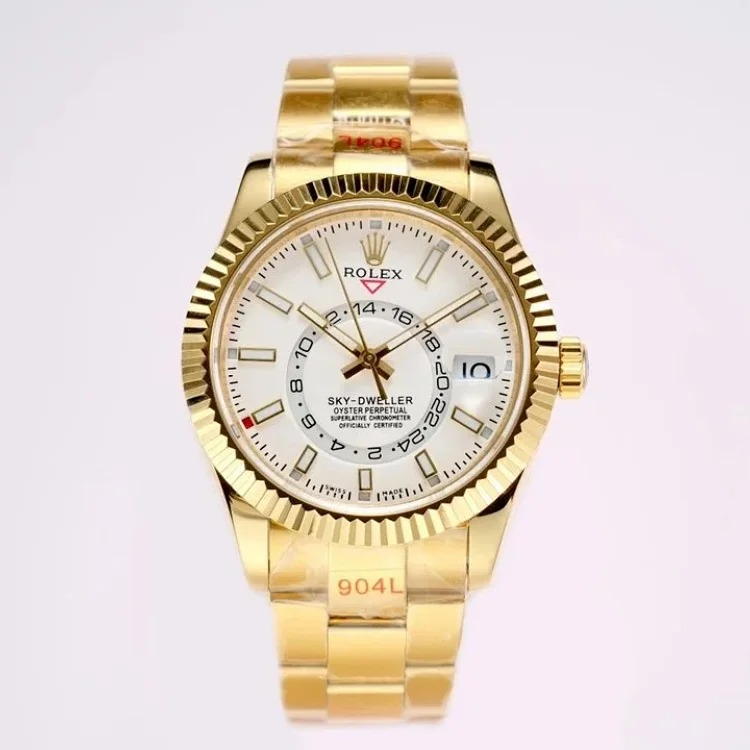 ￥560-790 Fashionable and versatile watch