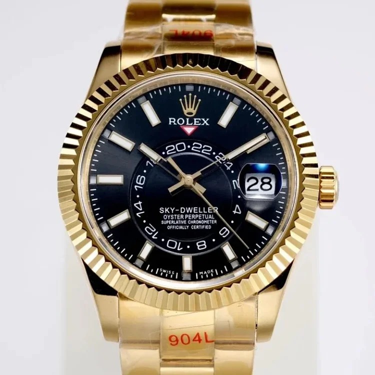 ￥560-790 Fashionable and versatile watch