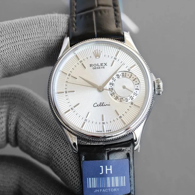 ￥560-790 Fashionable and versatile watch