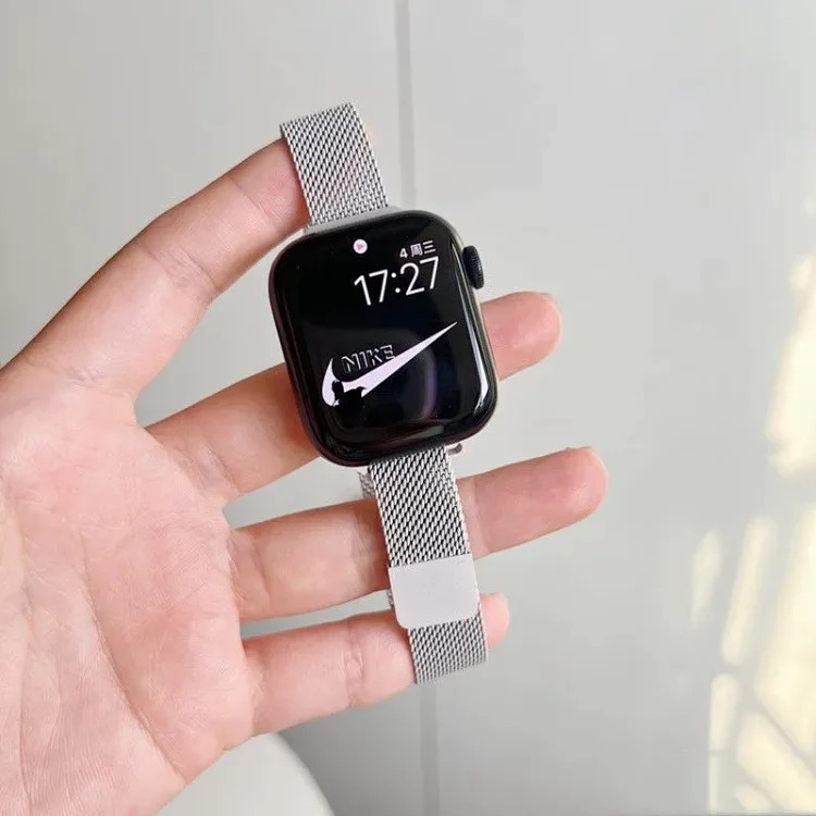 Suitable for Apple i Watch SE10Ultra98765432 watch with wheat ear magnetic metal fine style for women