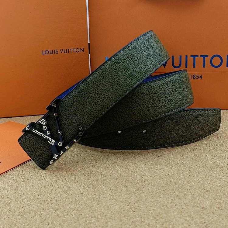 Fashionable and versatile belt 038