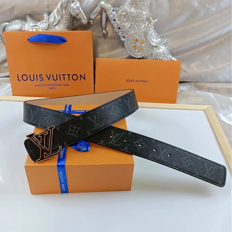 Fashionable and versatile belt 038