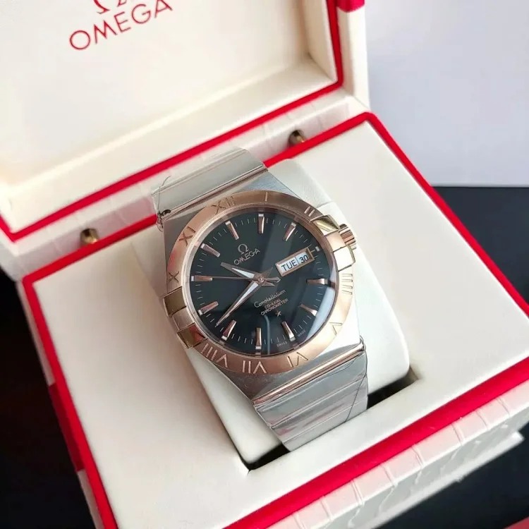m8￥600 Fashionable and versatile watch