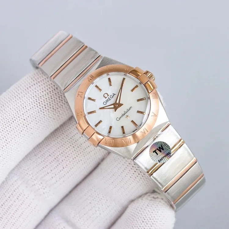 m8￥600 Fashionable and versatile watch