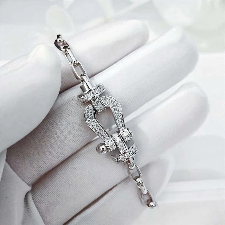 High v gold Feijia thick plated 18K gold glossy half diamond full diamond horseshoe buckle 8-character bracelet U-shaped diamond hand jewelry
