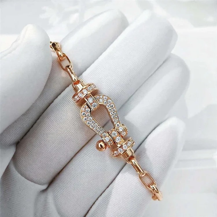High v gold Feijia thick plated 18K gold glossy half diamond full diamond horseshoe buckle 8-character bracelet U-shaped diamond hand jewelry