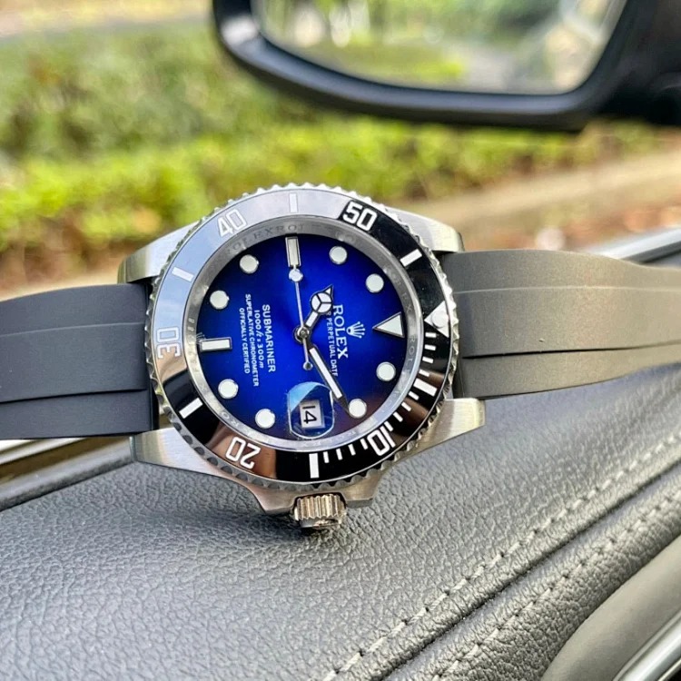 Classic big-name watch-1-CY