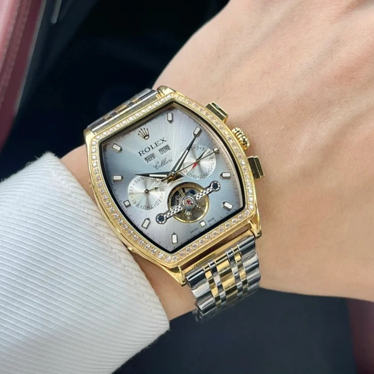 Classic big-name watch-1-CY
