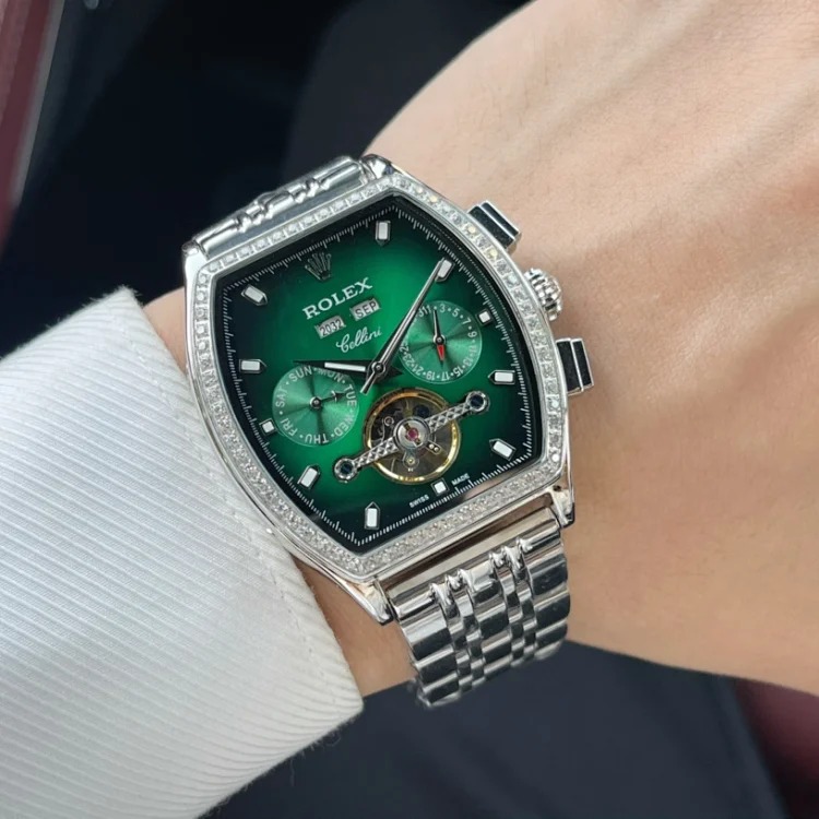 Classic big-name watch-1-CY
