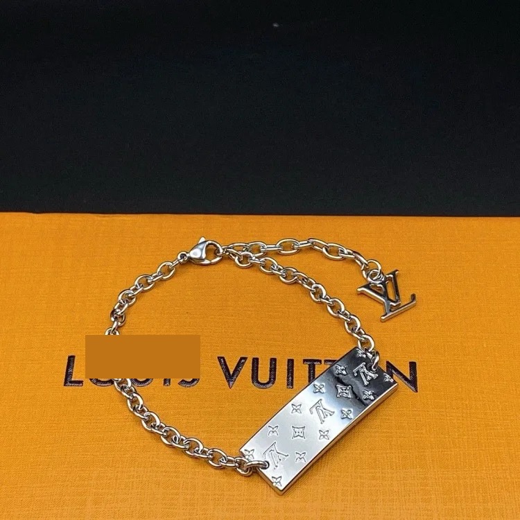 Bulgari bracelet Serpenti Viper series