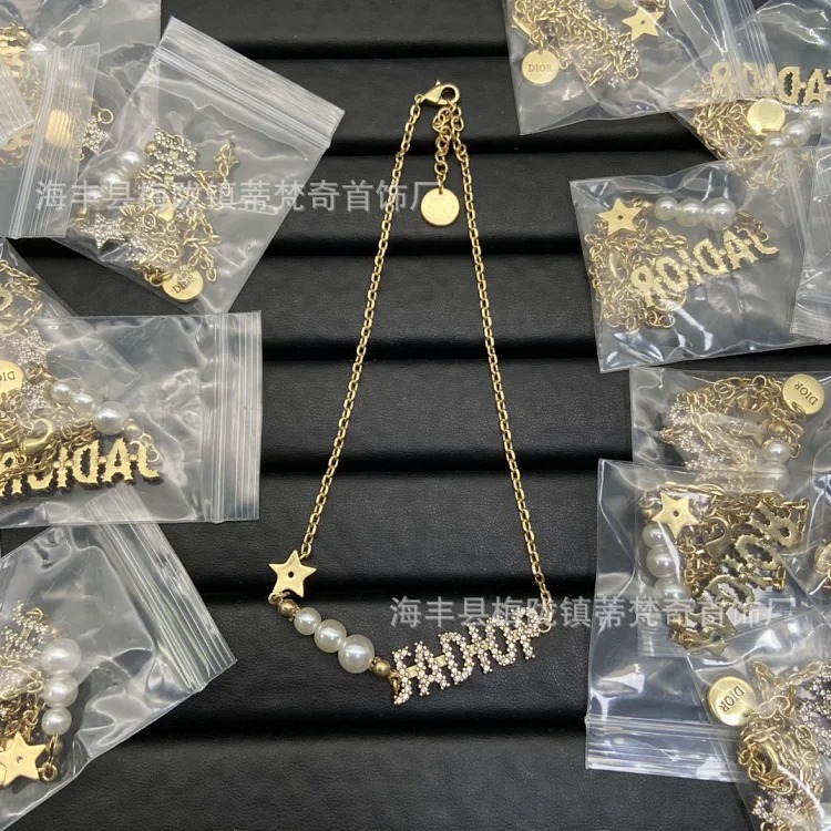Djia/Dijia small fresh light luxury high-end fashion CD necklace bracelet pearl women's accessories temperament manufacturer wholesale