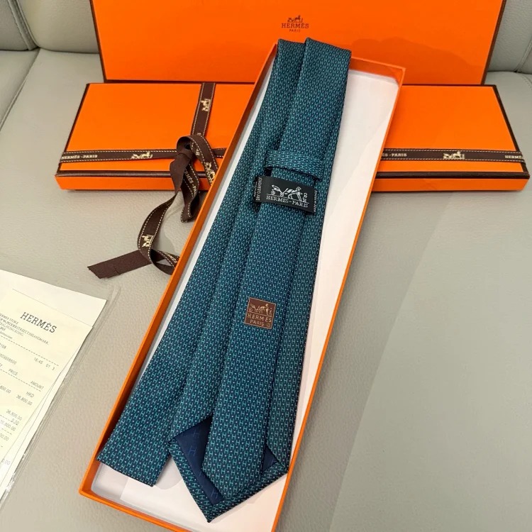 tie