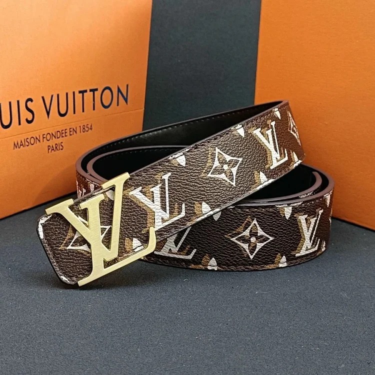 Fashionable and versatile belt 035