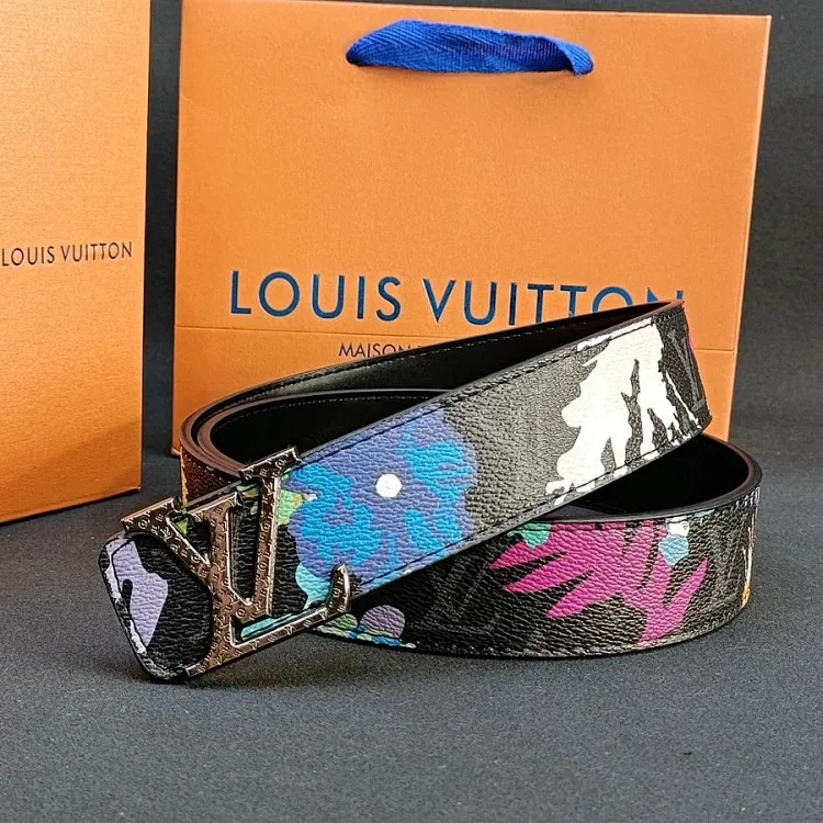 Fashionable and versatile belt 035