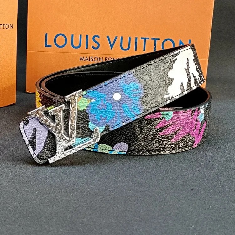Fashionable and versatile belt 035