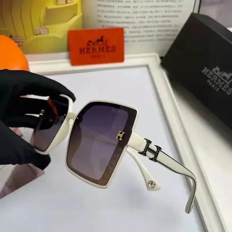 Fashionable and versatile sunglasses