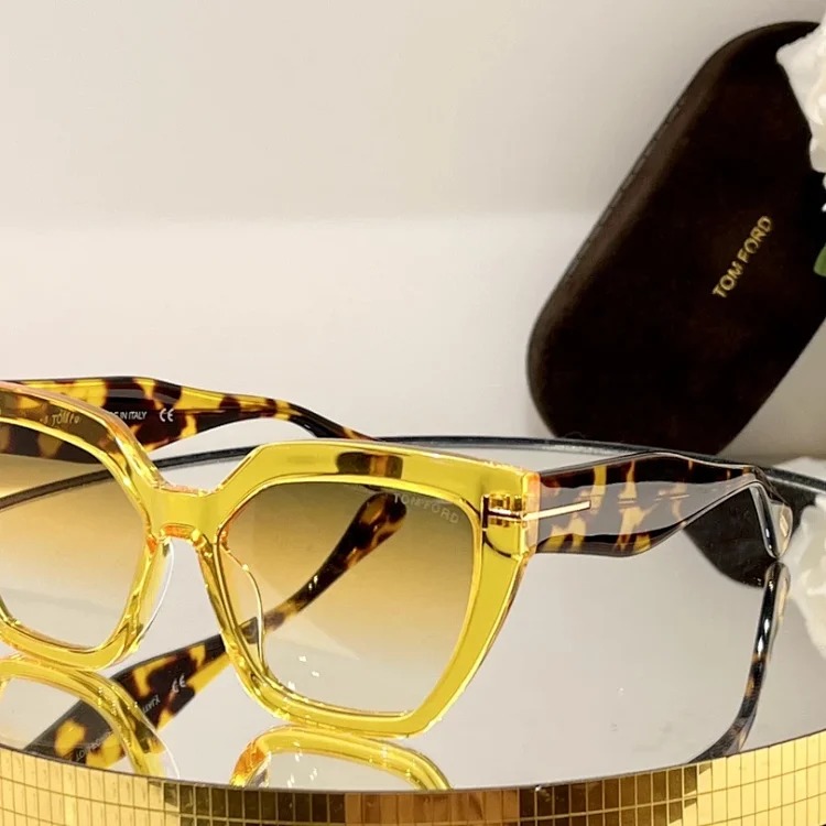 Fashionable and versatile UV protection sunglasses