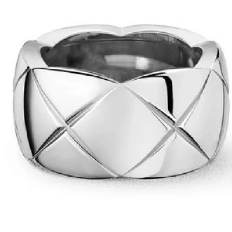 Coco Crush diamond ring with rhombus pattern wide hand-set square diamond ring stackable versatile ring zircon