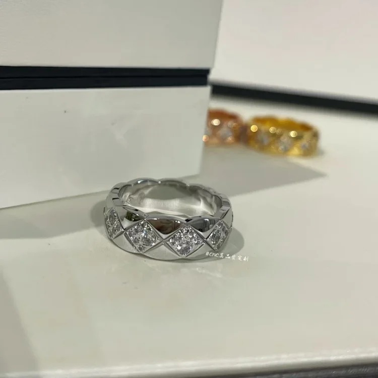 Coco Crush diamond ring with rhombus pattern wide hand-set square diamond ring stackable versatile ring zircon