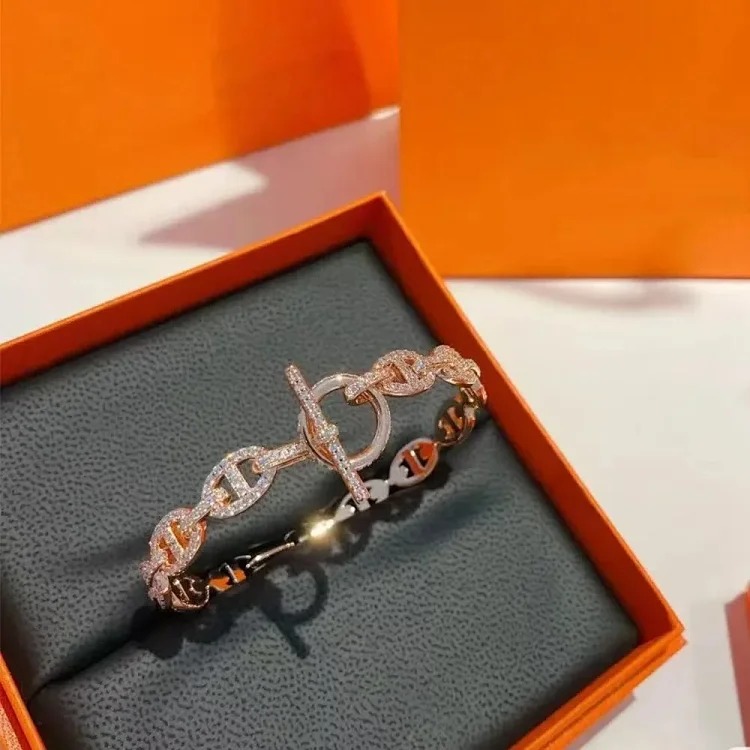 ZW-2 Decorate your life with jewelry to keep your happiness from fading. (Hrmès) (With gift box packaging)