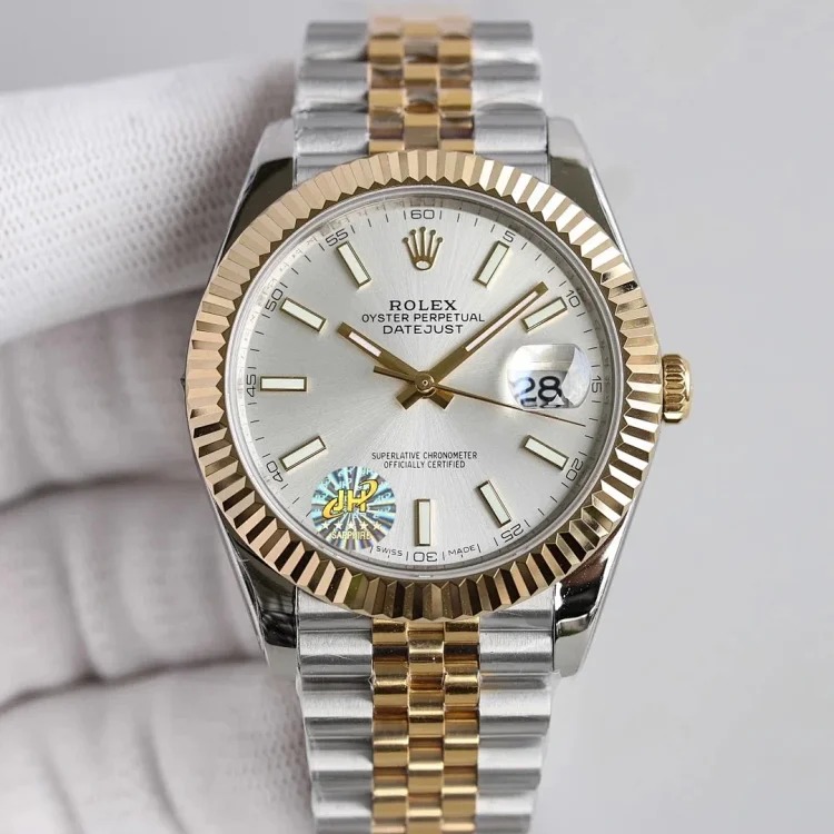 m2￥600-2300 Fashionable and versatile watch