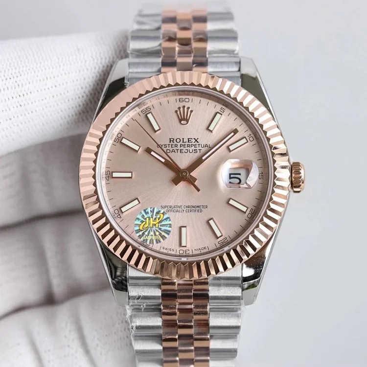 m2￥600-2300 Fashionable and versatile watch