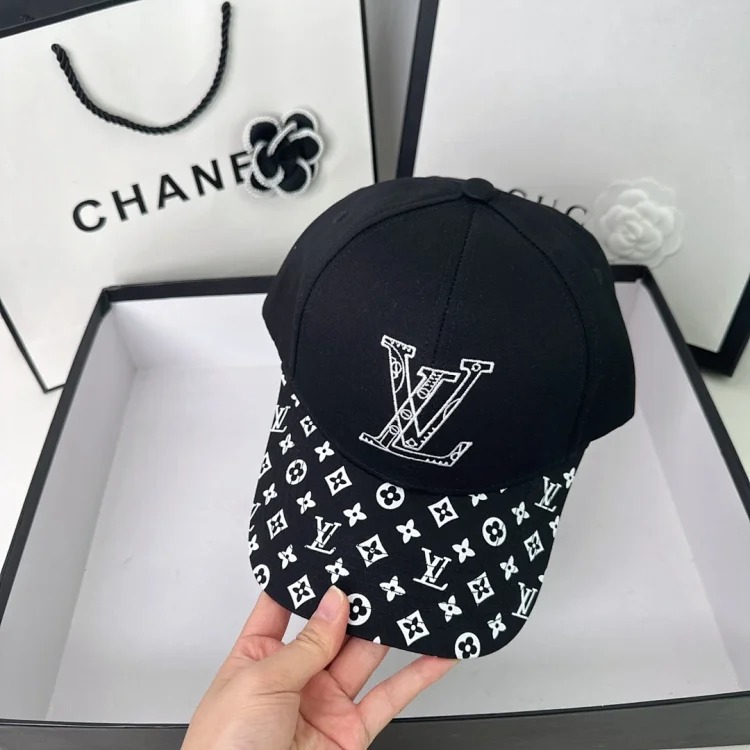 Trendy Hat 001