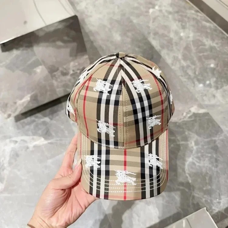 Trendy And Comfortable Baseball Cap 03
