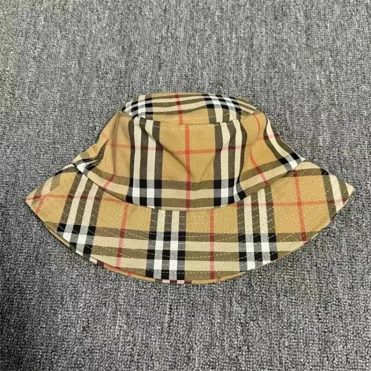 Trendy And Comfortable Baseball Cap 03