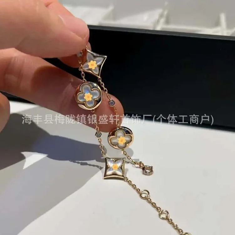 Fashion Bracelet