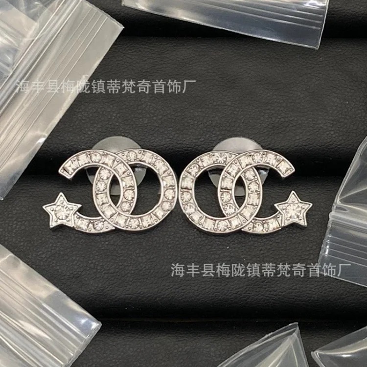 Chanel New Classic Pearl Rhinestone Earrings