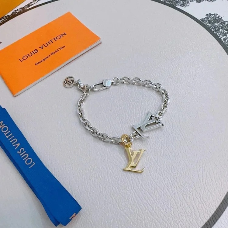 Fashion Luxury Classic Bracelet 001