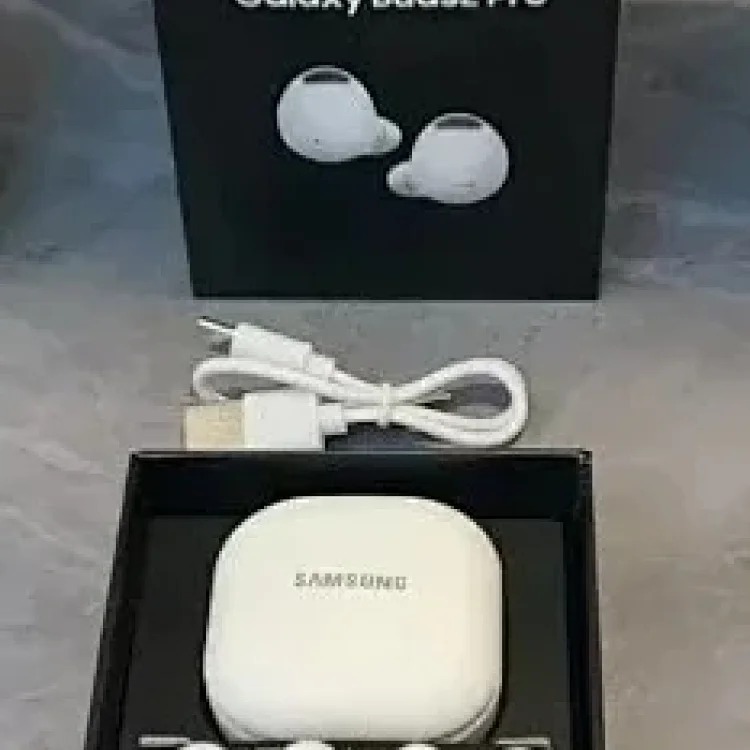 buds3 pro headphones have no quality issues and do not support returns or exchanges