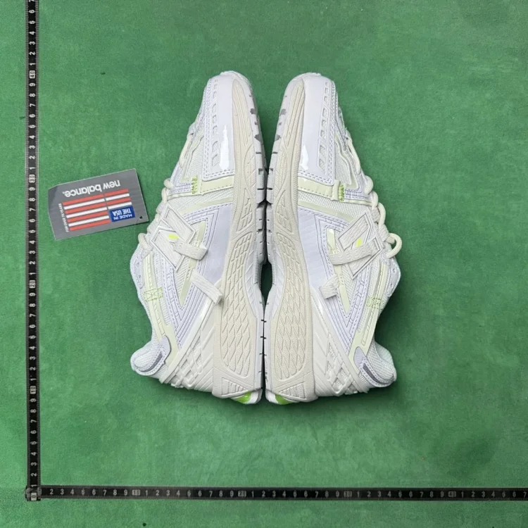 P2L N1906 sports running shoes