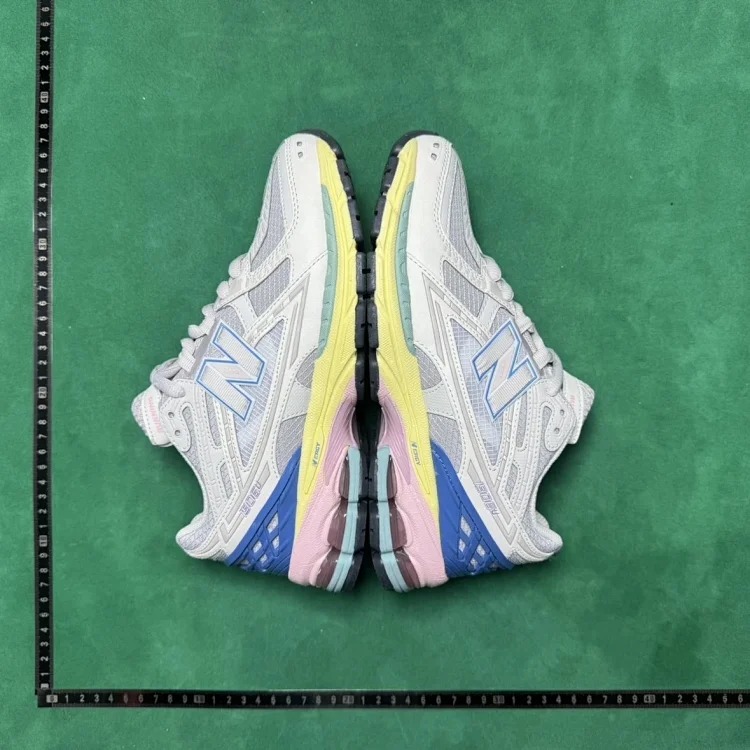 P2L N1906 sports running shoes